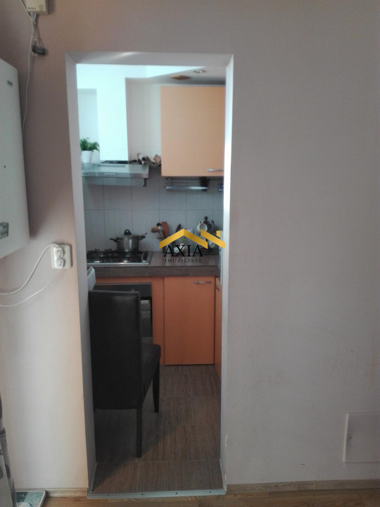 Apartament 2 camere 60 mp + 17 mp balcoane- zona Eroilor 