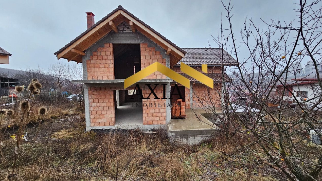  Casa la rosu, 225 mp utili, teren 800 mp, zona Manastur!