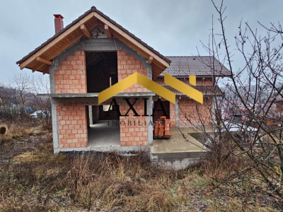  Casa la rosu, 225 mp utili, teren 800 mp, zona Manastur!