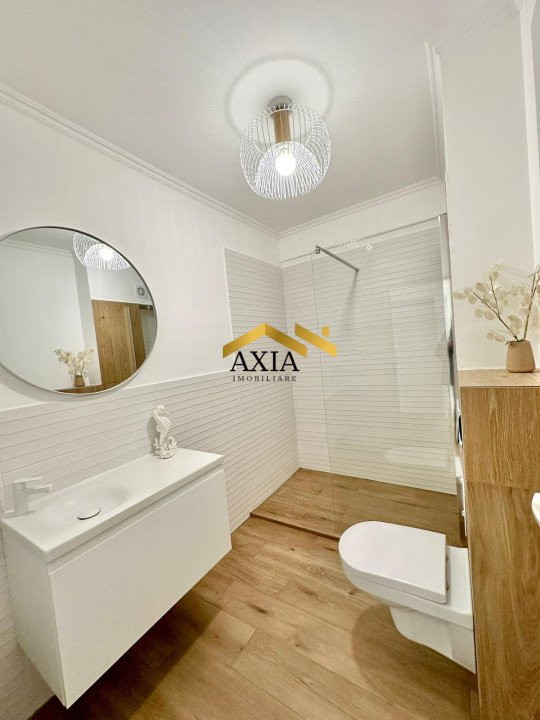 Apartament finisaje de lux, zona Terra!