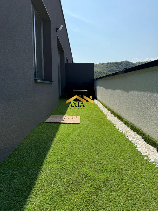 Apartament 3 camere, Ultralux, 53 mp, zona Terra!