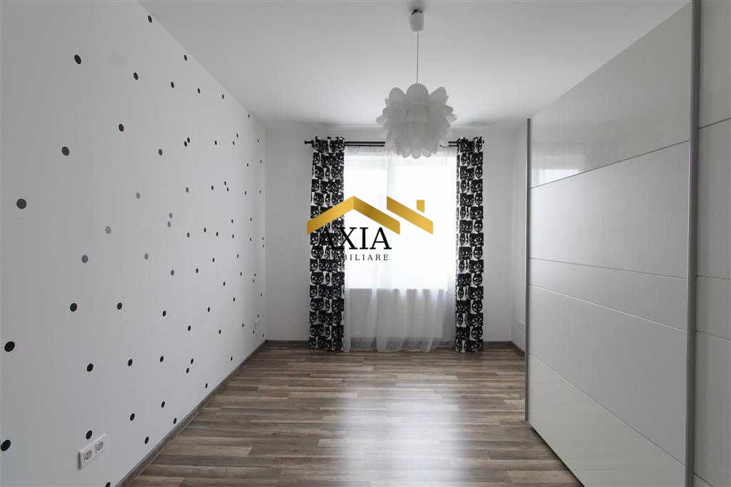 Apartament 3 camere, 67 mp, zona Vivo!