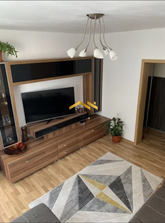 Apartament 2 camere decomandat, cu balcon generos – zona Eroilor