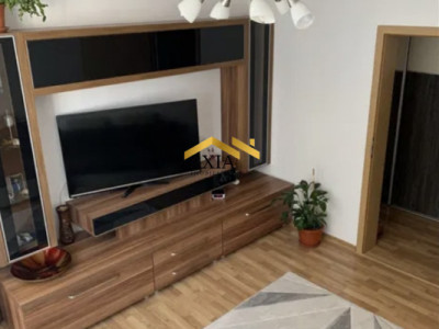 Apartament 2 camere decomandat, cu balcon generos – zona Eroilor