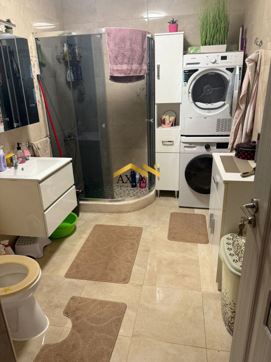 Apartament 3 camere, 68 mp, zona Florilor!