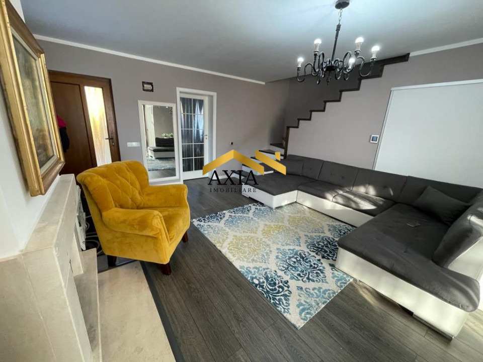 Casă tip duplex de vânzare – Gilău, zonă centrală (3 min de centru)