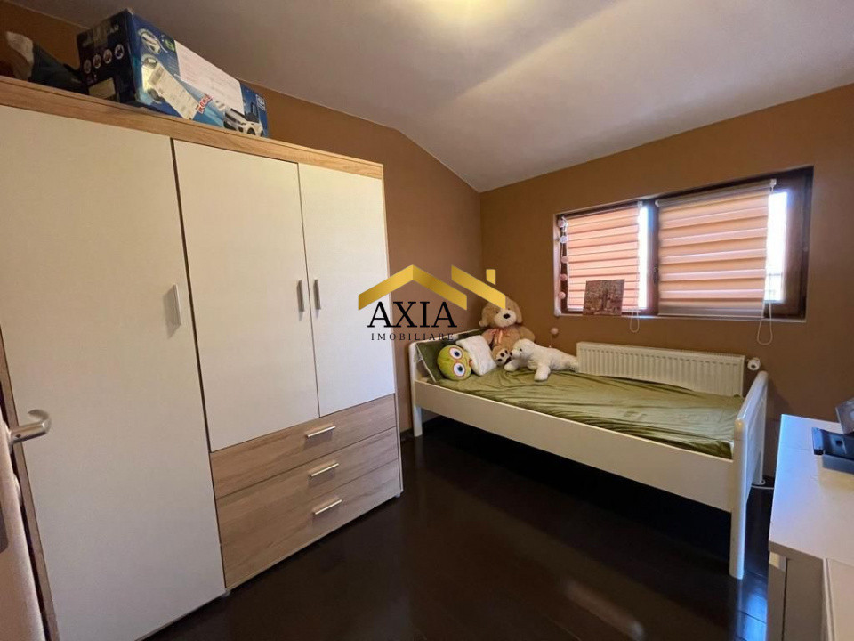 Casă tip duplex de vânzare – Gilău, zonă centrală (3 min de centru)