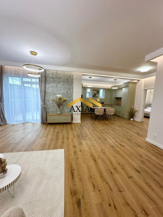 Penthouse de vânzare 3 camere, 90 mp , 3 terase, zona Terra!