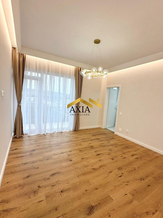 Penthouse de vânzare 3 camere, 90 mp , 3 terase, zona Terra!