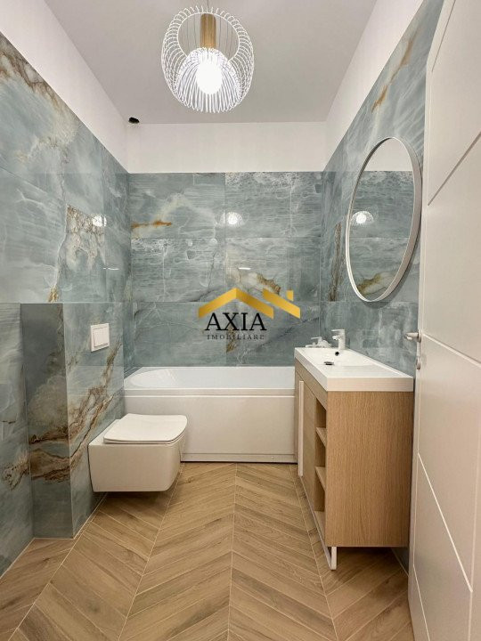 Penthouse de vânzare 3 camere, 90 mp , 3 terase, zona Terra!