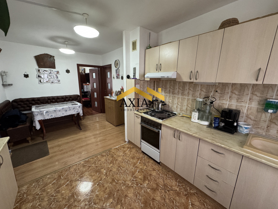 Apartament 3 camere, 66mp, Manastur!