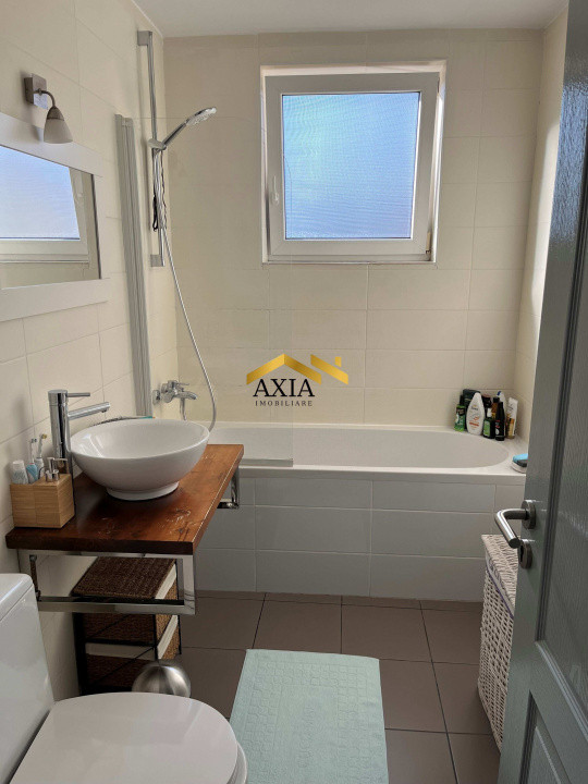 Apartament 3 camere, 64 mp, Eroilor!