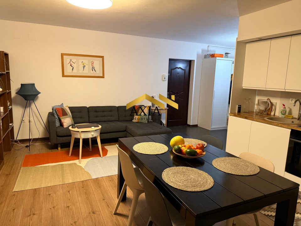 Apartament 3 camere, 64 mp, Eroilor!