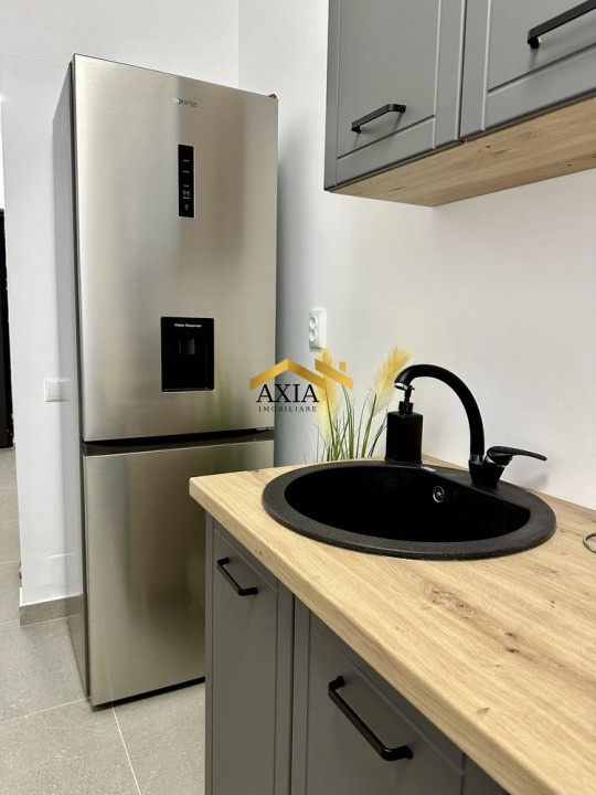 	Apartament luminos cu balcon și parcare subterană disponibilă 🚗✨