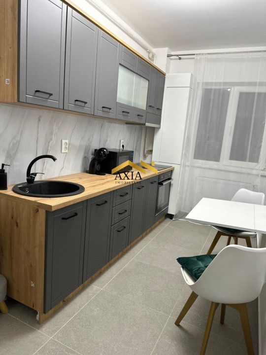 	Apartament luminos cu balcon și parcare subterană disponibilă 🚗✨