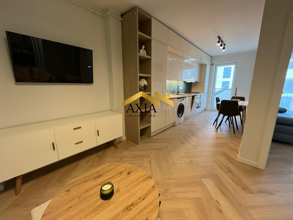 Apartament 3 camere, zona Eroilor!