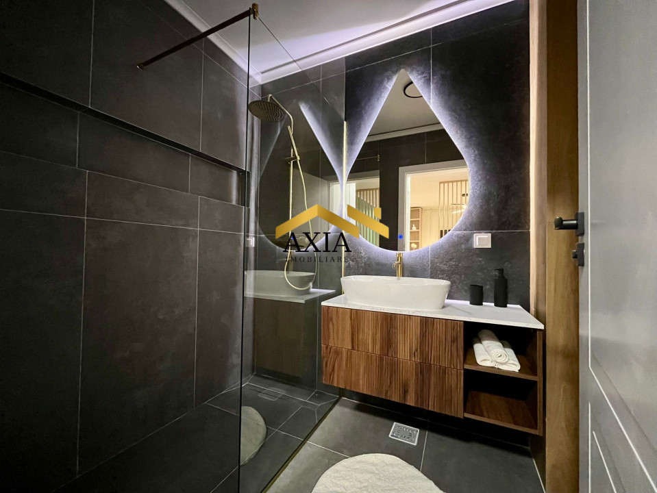 Apartament 3 camere, zona Eroilor!