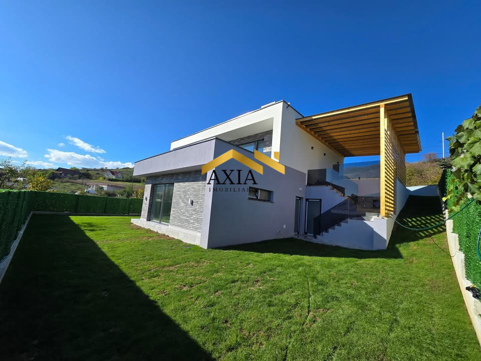 Casa individuală, 4 camere, zona Baciu!