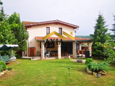 Casa 134 mp utili, 487 mp Teren, Gilau!
