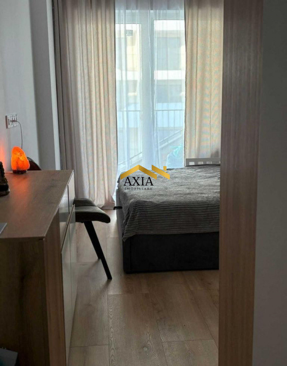 Apartament 3 camere decomandat, la cheie, 56 mp + balcon 12 mp, Eroilor