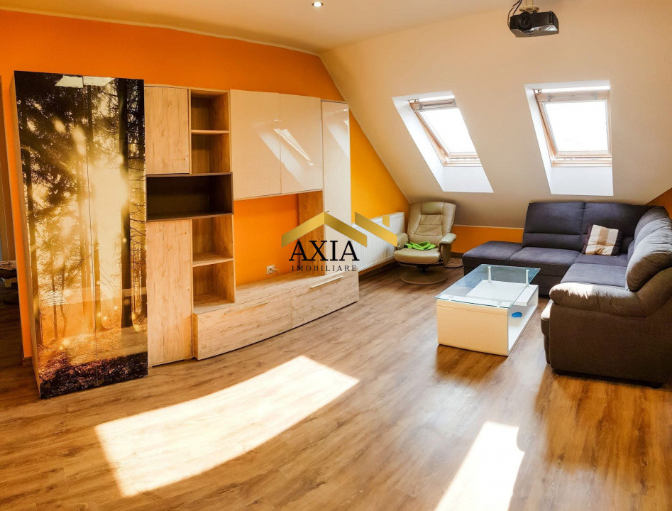 Apartament de închiriat, 4 camere 85 mp, Florilor!