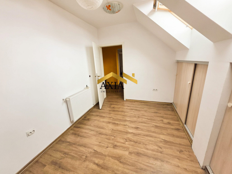 Apartament de închiriat, 4 camere 85 mp, Florilor!