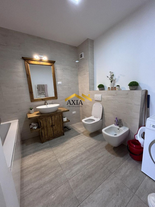 Apartament 3 camere, zona Vivo/Columna!