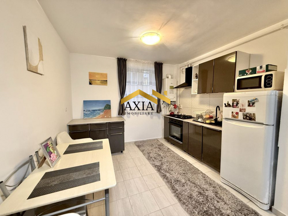 Apartament 3 camere, 60 mp, zona Terra!