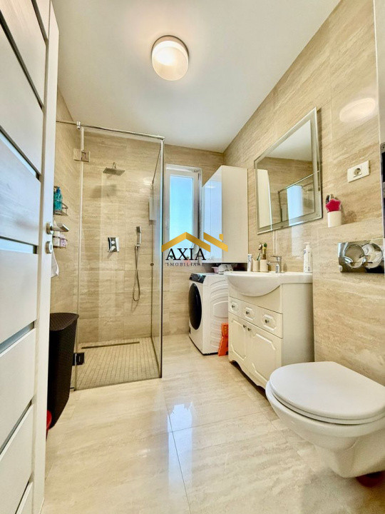 🏡 Apartament 3 camere cu balcon și parcare inclusă!