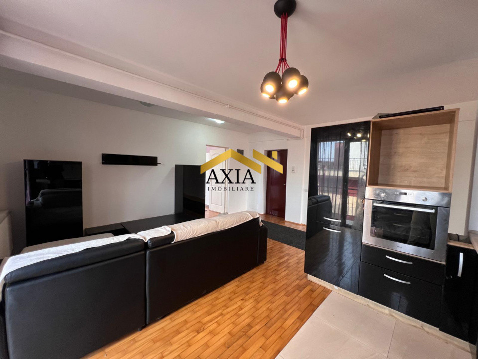 Apartament 3 camere semidecomandat cu balcoane și garaje – Sub Cetate, Florești