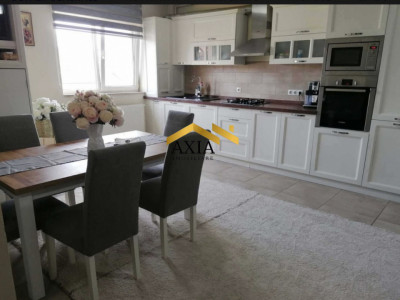 Apartament cu 3 camere de închiriat- zona Florilor, Florești