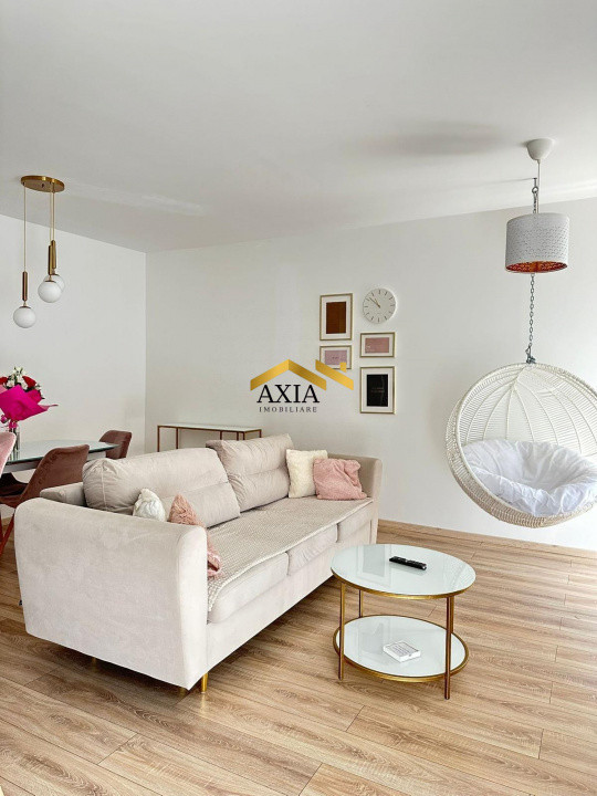 Apartament 2 camere, zona Razoare!