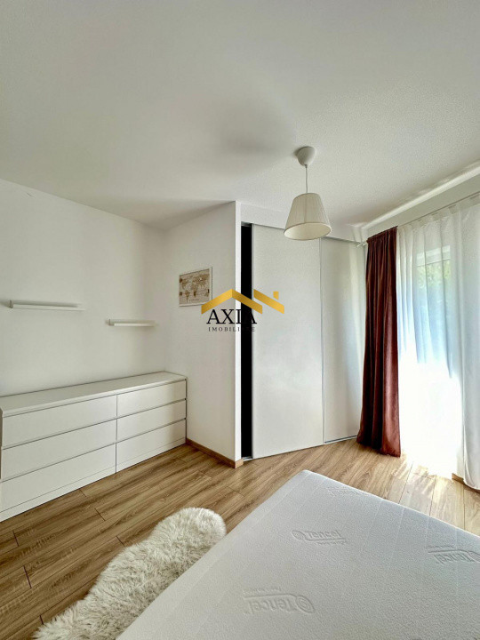 Apartament 2 camere, zona Razoare!