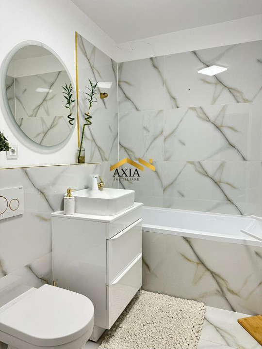 Apartament 2 camere, zona Razoare!