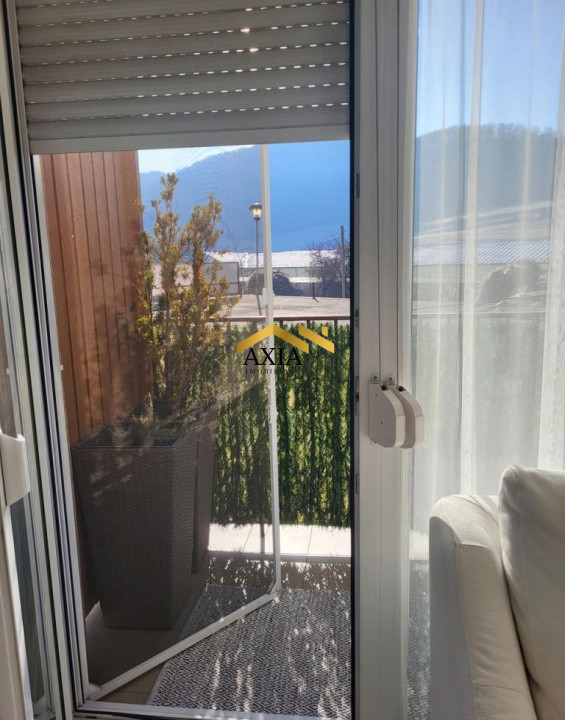 Apartament 3 camere, zonă centrală Cetății, mobilat complet, etaj 1