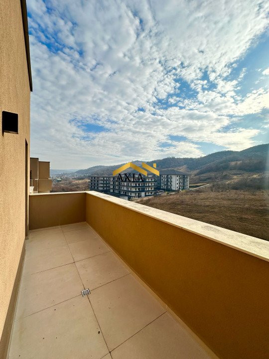 Penthouse ULTRALUX cu 3 camere, 90 mp, 3 terase, zona Terra!