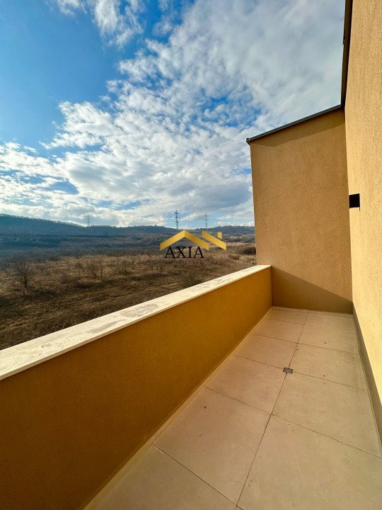 Penthouse ULTRALUX cu 3 camere, 90 mp, 3 terase, zona Terra!