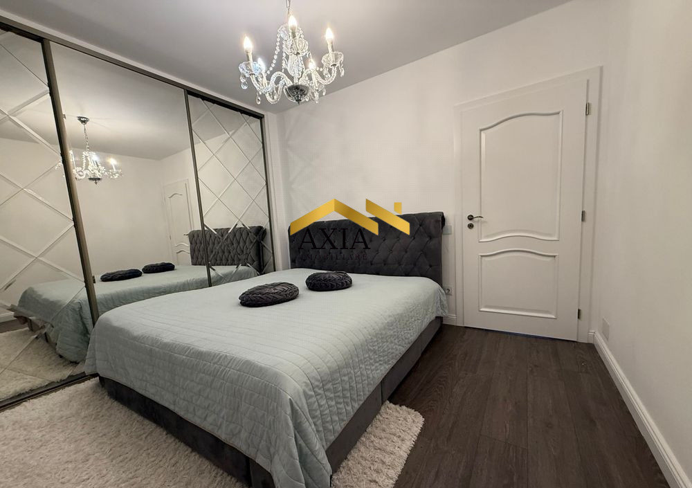 Apartament modern cu 3 camere decomandate+parcare- Floresti, zona VIVO!