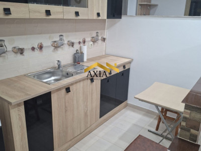     Apartament modern 2 camere, complet utilat, parcare- zonă Porii
