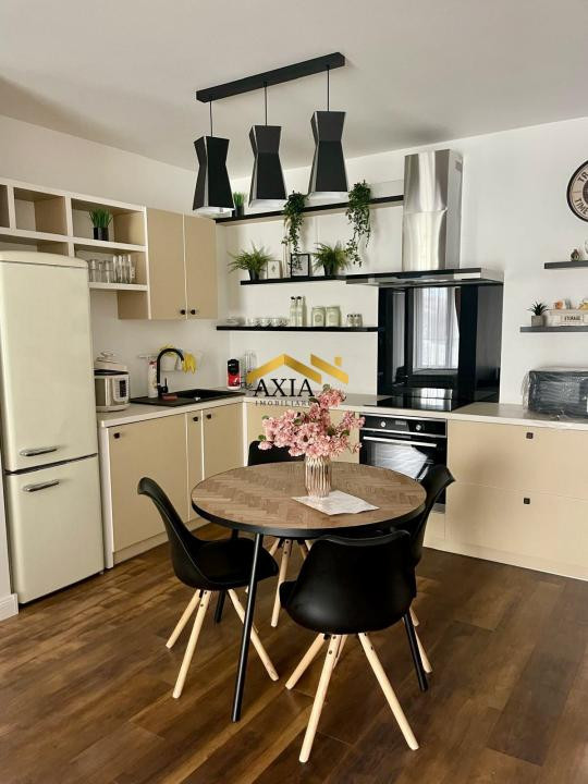 Apartament 2 camere, zona Frunzisului!