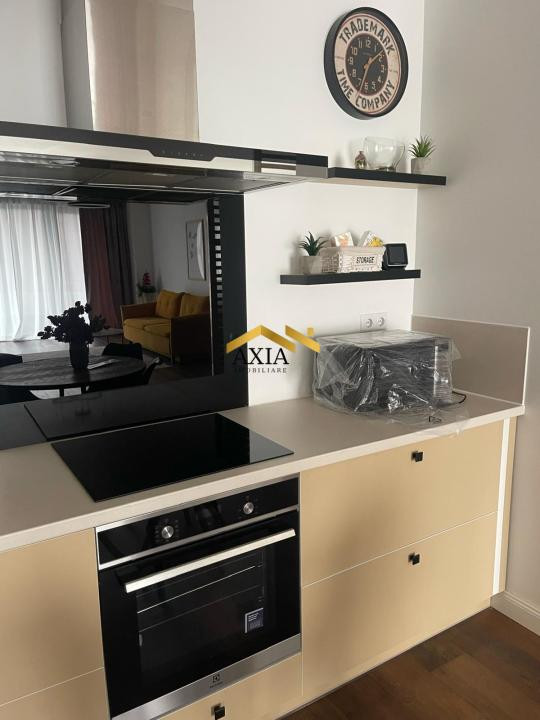 Apartament 2 camere, zona Frunzisului!
