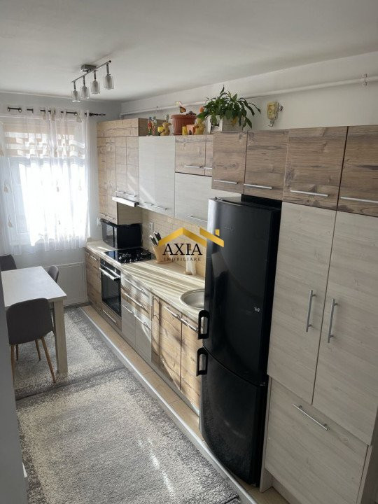 Apartament de vânzare , 3 camere, 60 mp, Eroilor!
