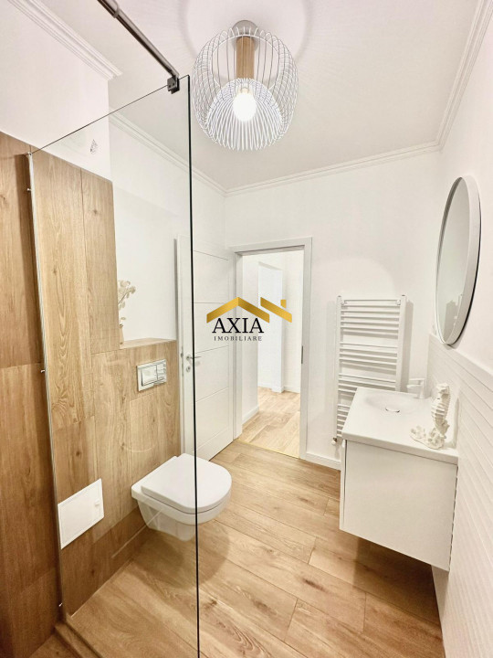 Apartament finisaje de lux, zona Terra!