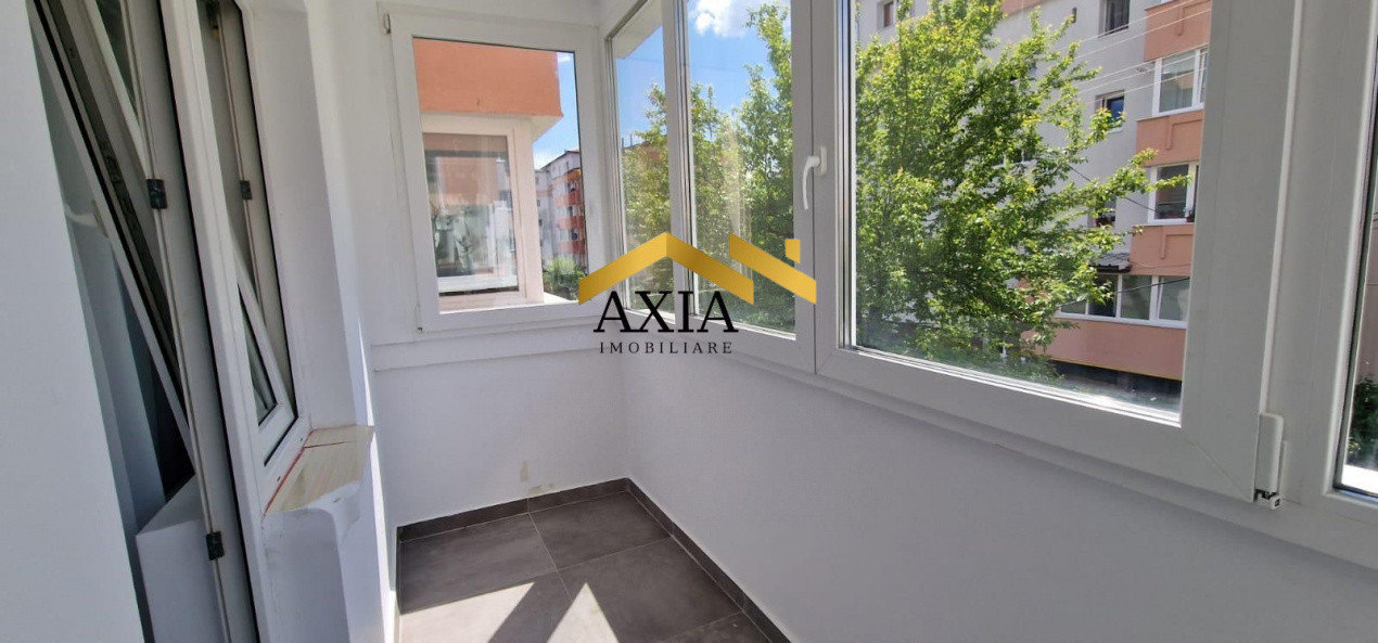 Apartament de închiriat cu 3 camere decomandate in  zona Lidl 