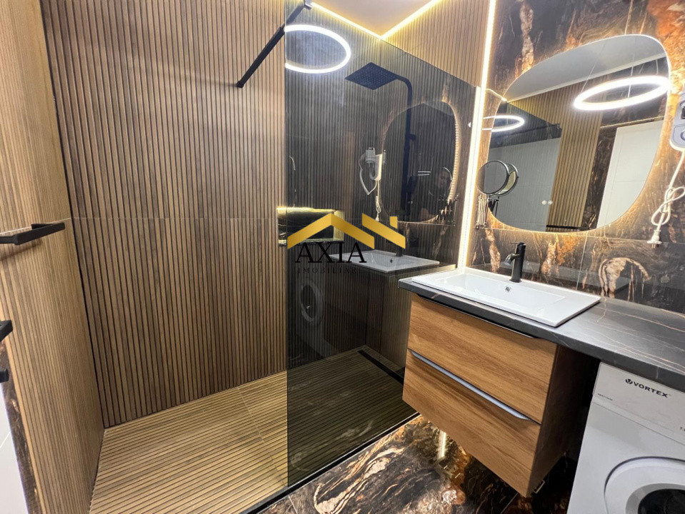     Apartament 3 camere | 50 mp + Terasă 26 mp | Ansamblu Nou | Eroilor