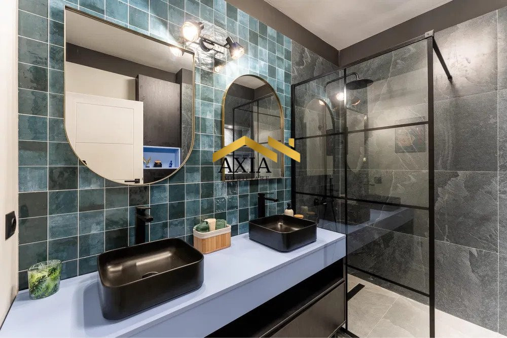 Apartament 2 camere, 52 mp, finisaje LUX, zona Terra!