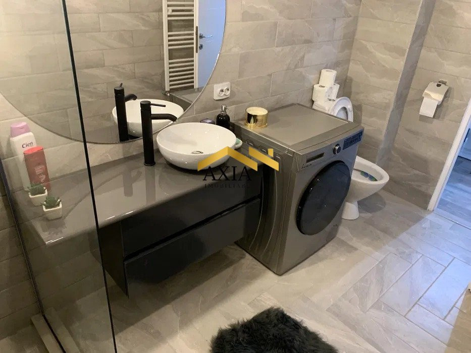 Apartament 2 camere, 47 mp, zona Porii!