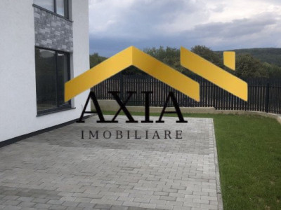 Casa individuală, Luna de Sus!