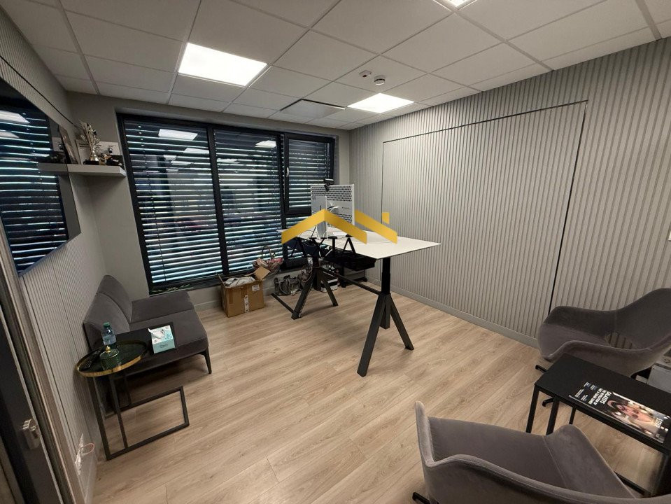 Spațiu de birouri de închiriat – 900 m², parcare inclusă, infrastructură IT