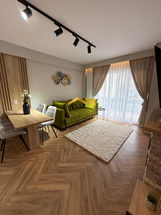 Apartament ultramodern, 2 camere, 41 mp, gradina de 12 mp, zona Terra!